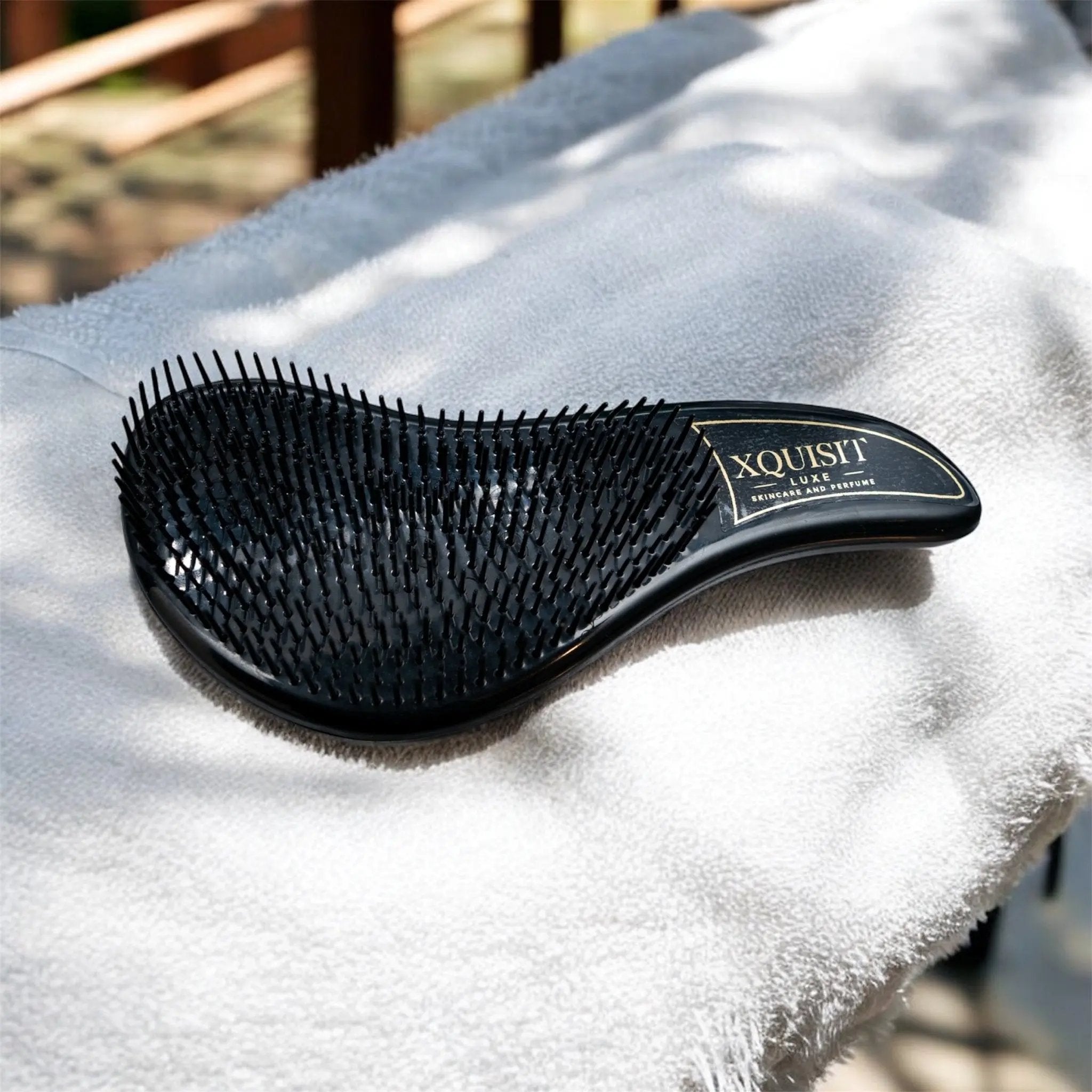 Detangling Hair Brush - Xquisit Luxe skincare & Perfume